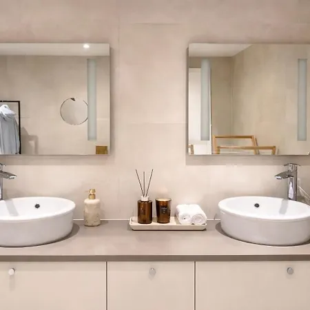 Modern House In 15 Min To 10 Min To Airport Apartman *