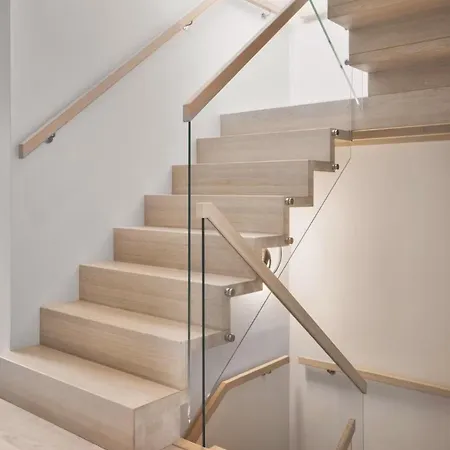 Apartman Modern House In 15 Min To 10 Min To Airport